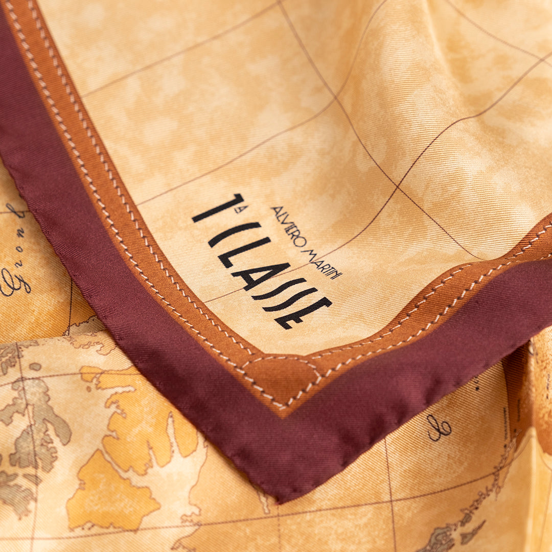 Alviero Martini Prima Classe Foulard Geoclassic Rosso Acero 90 x 90 cm