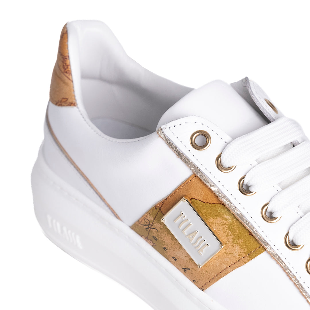 Alviero Martini Prima Classe Sneakers con Logo in Rilievo Bianca